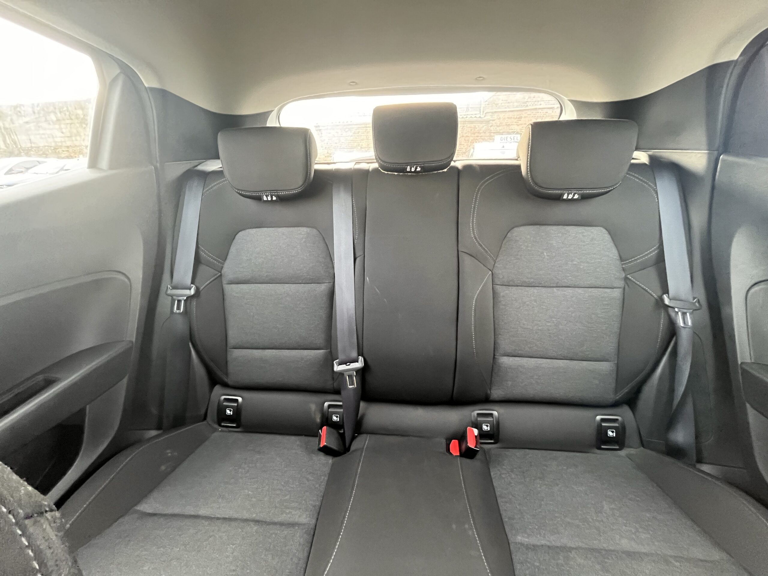 6033 RENAULT Clio 1.0 TCe 90ch Equilibre 13